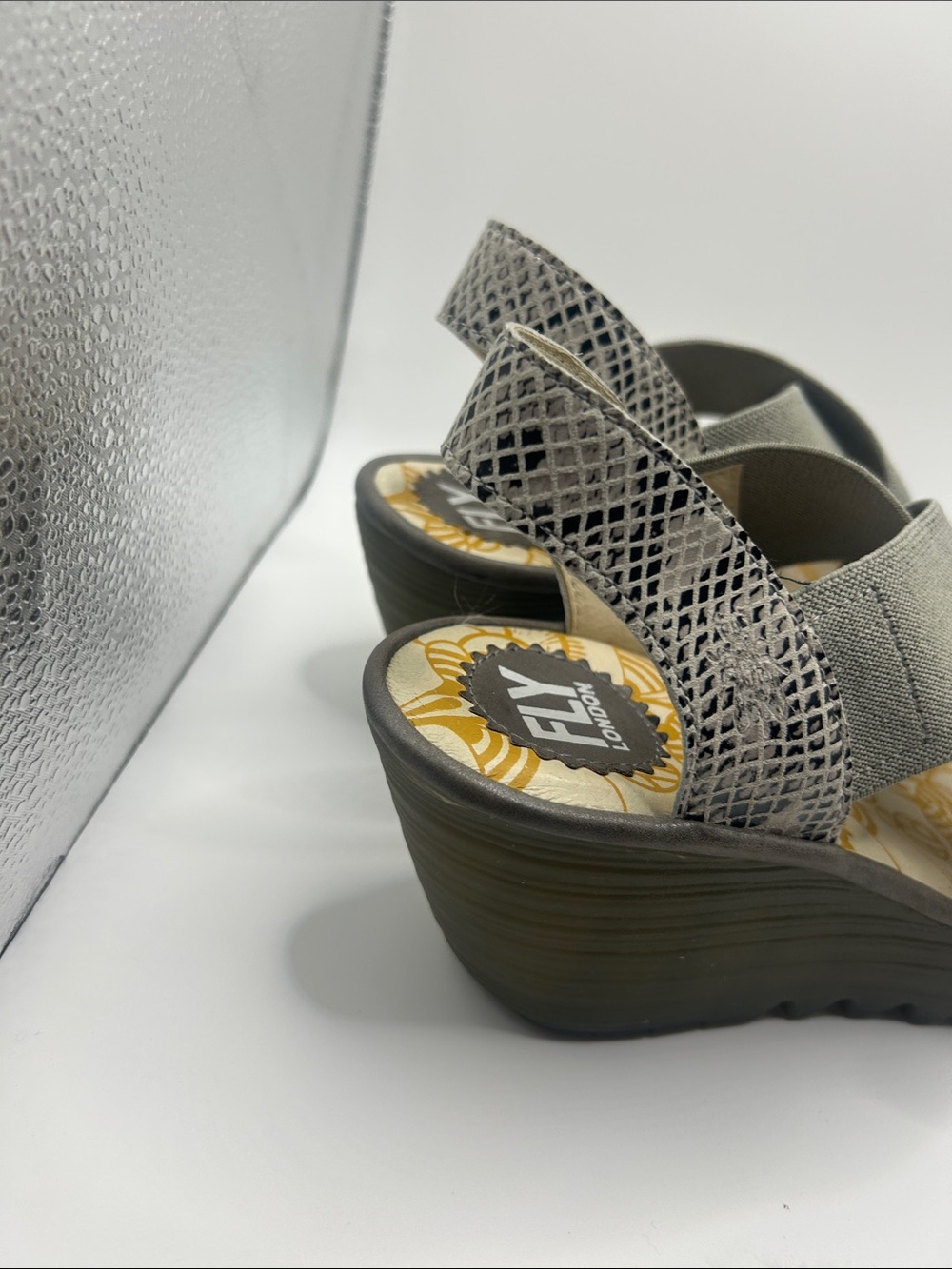 Fly London Yaji  leather platform wedge sandals size 39 US size 8-8.5 - Picture 5 of 12